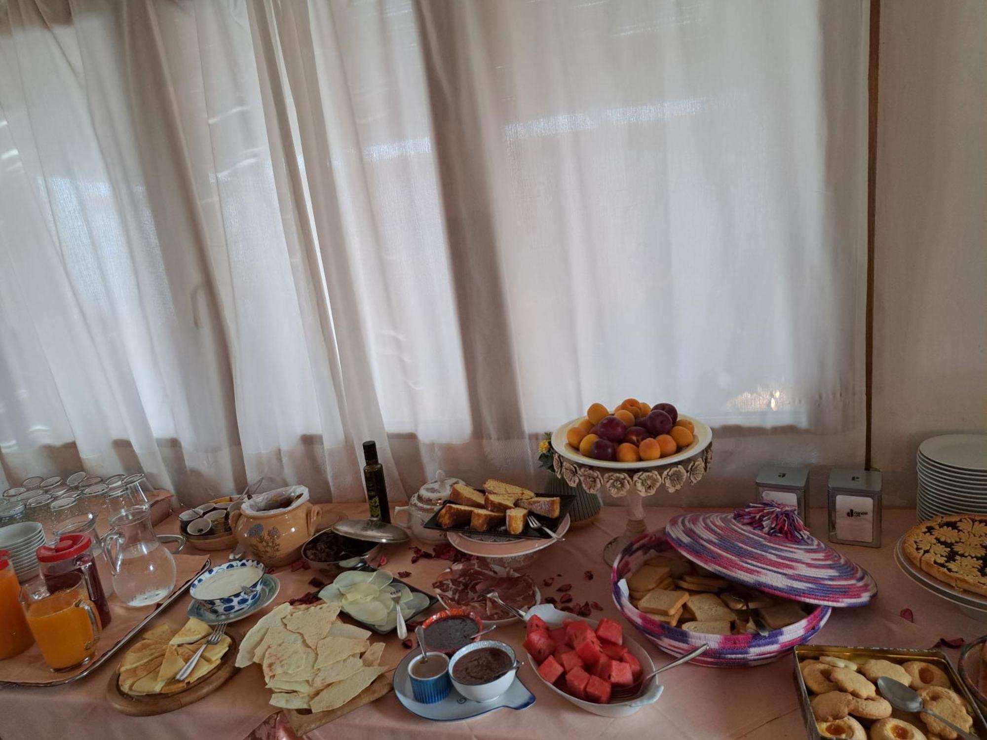 Locanda Tipica Sa Corte Oliena Værelse billede